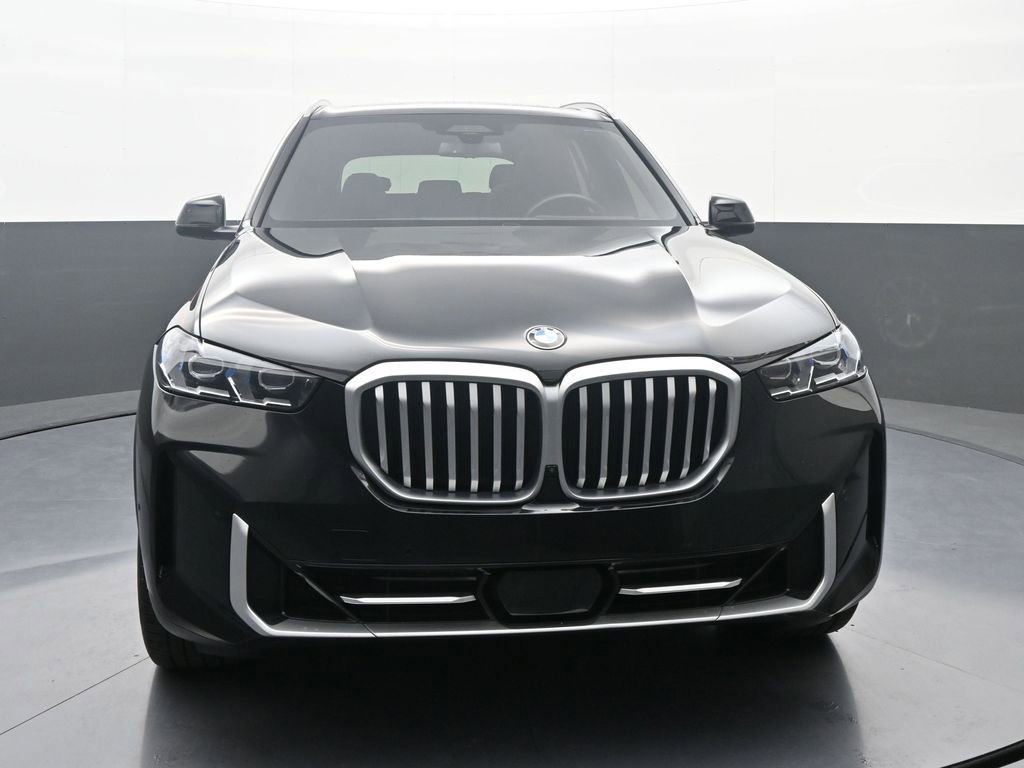Used 2024 BMW X5 xDrive40i w/ Premium Package AWD/4WD image 2