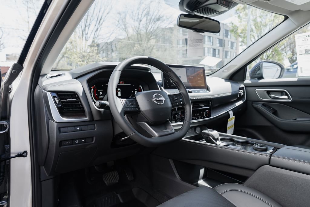 New 2026 Nissan Rogue Platinum AWD/4WD image 24