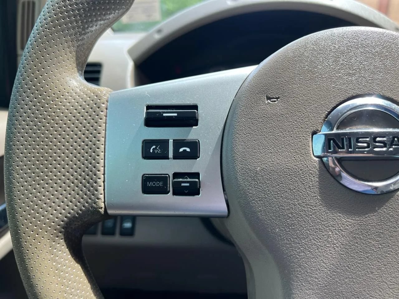 Used 2013 Nissan Frontier SV AWD/4WD image 33