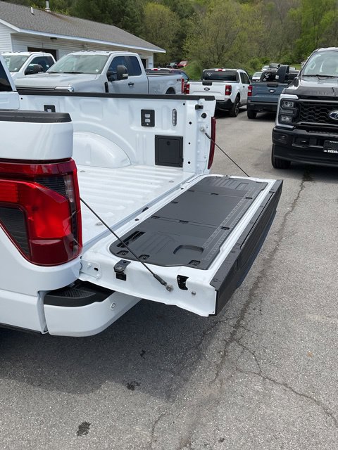 Used 2026 Ford F150 XLT w/ Equipment Group 302A MID AWD/4WD image 17