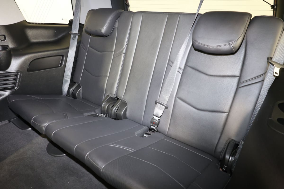 Used 2020 Cadillac Escalade Luxury AWD/4WD image 12
