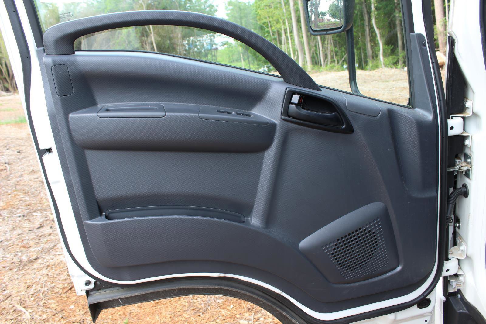 New 2024 Chevrolet Low Cab Forward RWD image 15