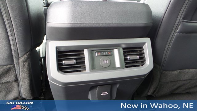 New 2026 Ford F350 4x4 Crew Cab DRW Super Duty image 43