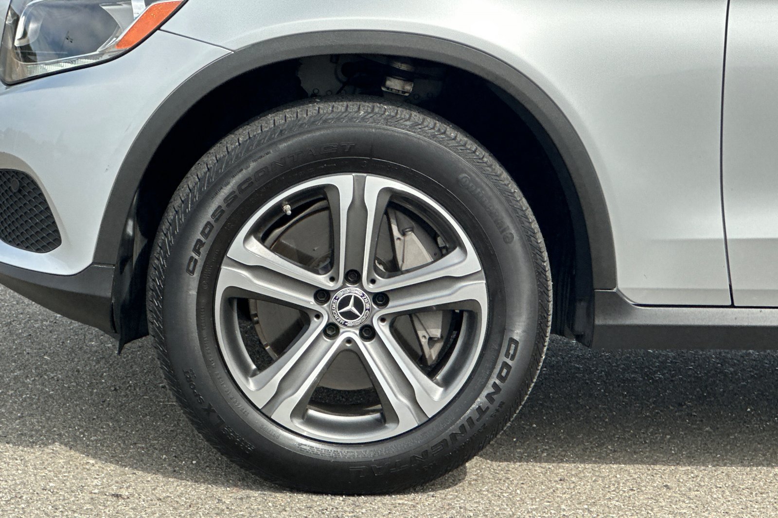 Used 2019 Mercedes-Benz GLC 300 4MATIC image 11