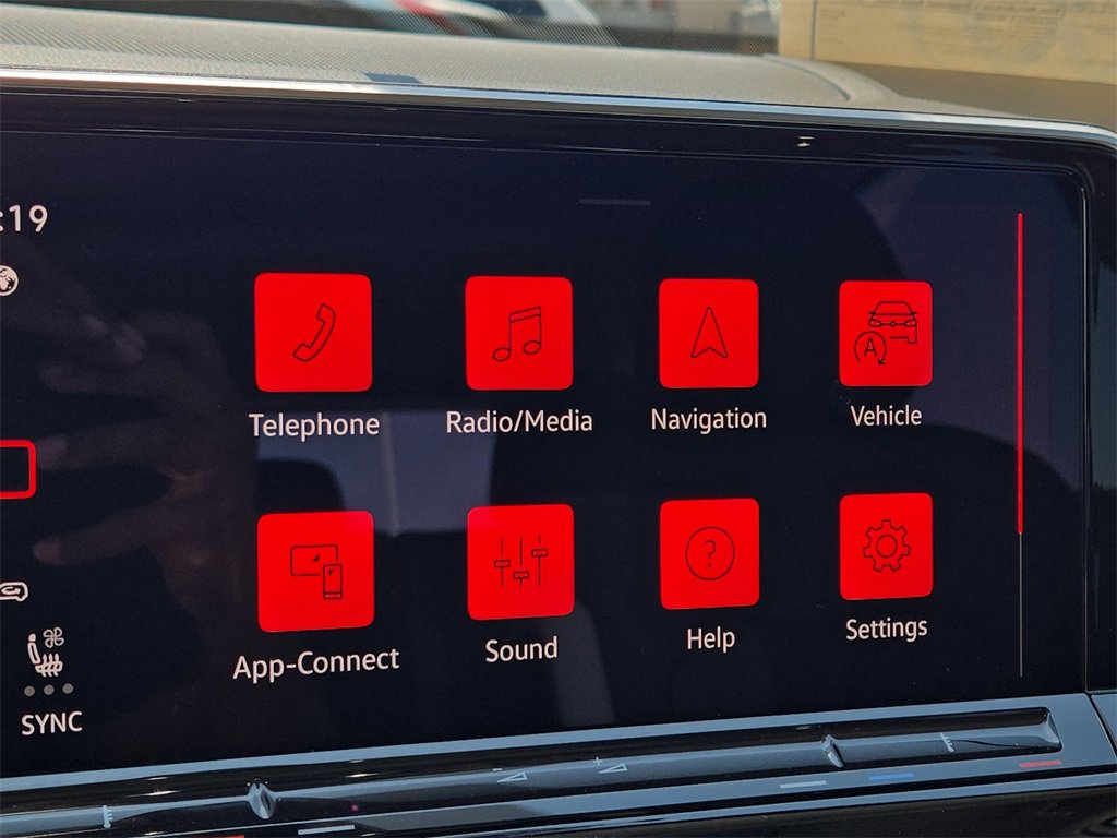 New 2025 Volkswagen Atlas Peak Edition SE image 21