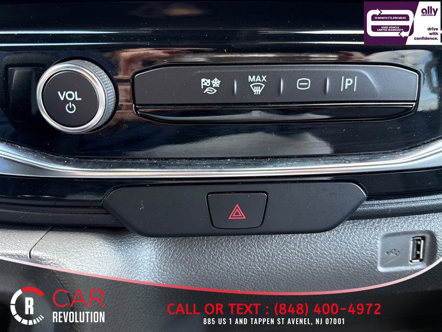 Used 2023 Ford Transit 350 XLT RWD image 24