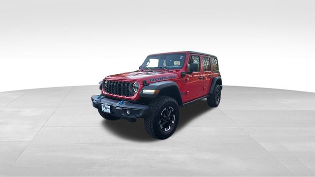 Used 2025 Jeep Wrangler Unlimited Rubicon 4xe w/ Convenience Group AWD/4WD image 3