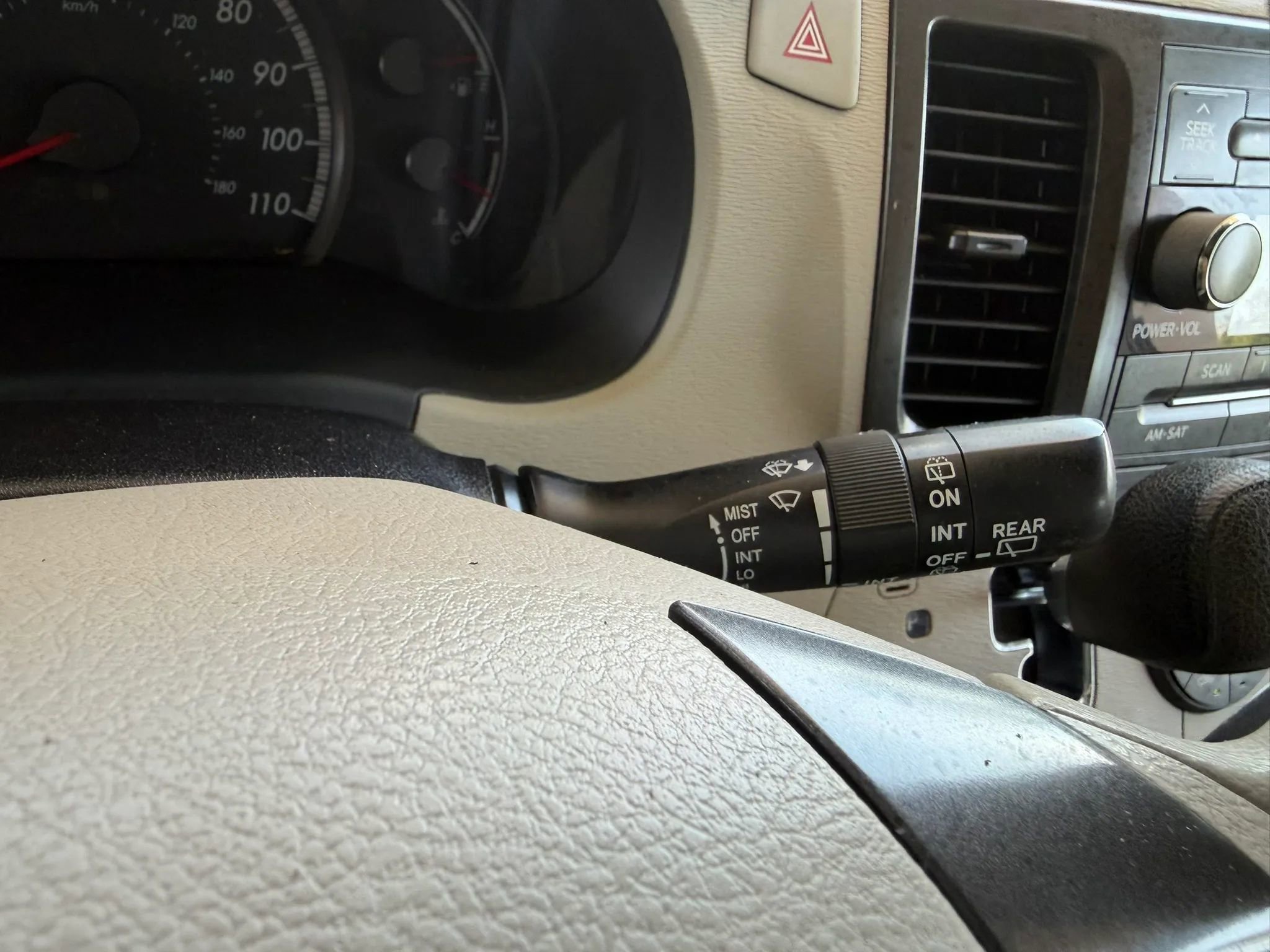 Used 2014 Toyota Sienna L FWD image 13
