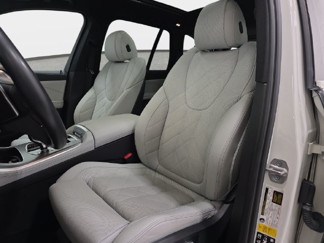 Certified 2023 BMW X5 xDrive40i AWD/4WD image 12