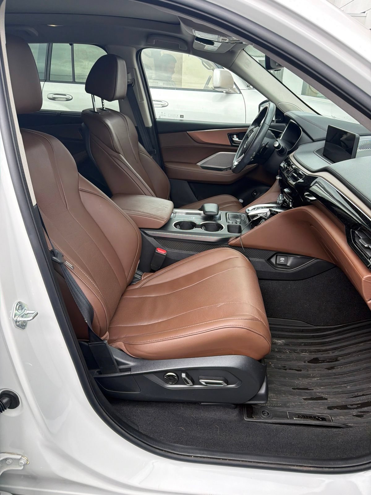 Used 2024 Acura MDX w/ Technology Package AWD/4WD image 10