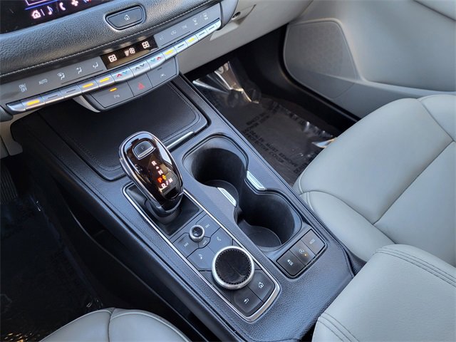 Used 2023 Cadillac XT4 Premium Luxury image 14