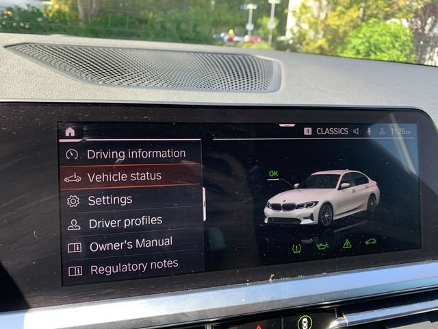 Used 2022 BMW 330i xDrive Sedan w/ Driving Assistance Package AWD/4WD image 21