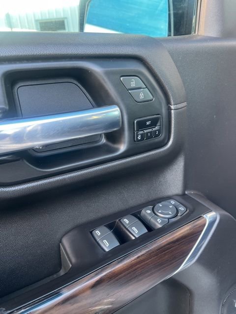 Used 2020 GMC Sierra 1500 SLT image 14