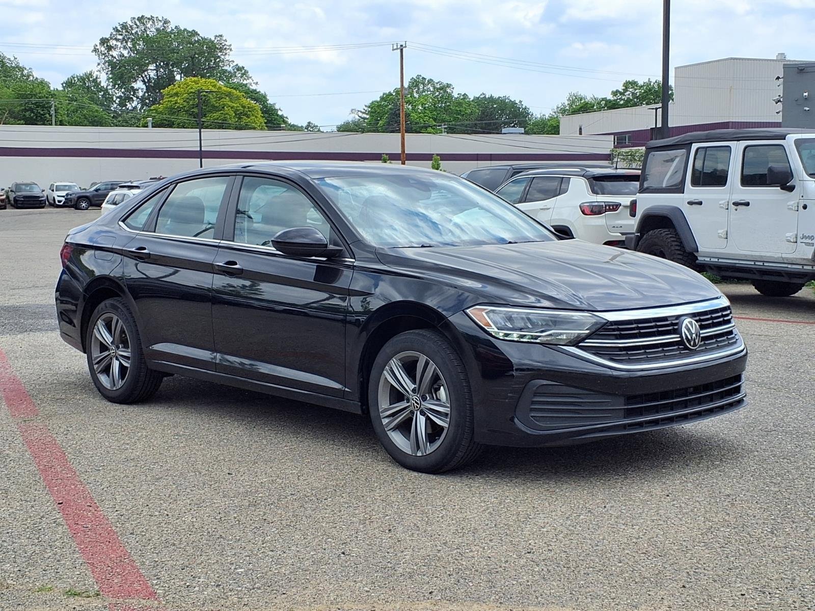 Used 2024 Volkswagen Jetta SE FWD image 1