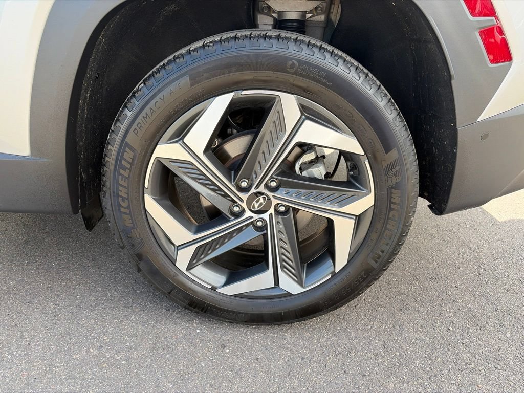 Used 2022 Hyundai Tucson Limited AWD/4WD image 32