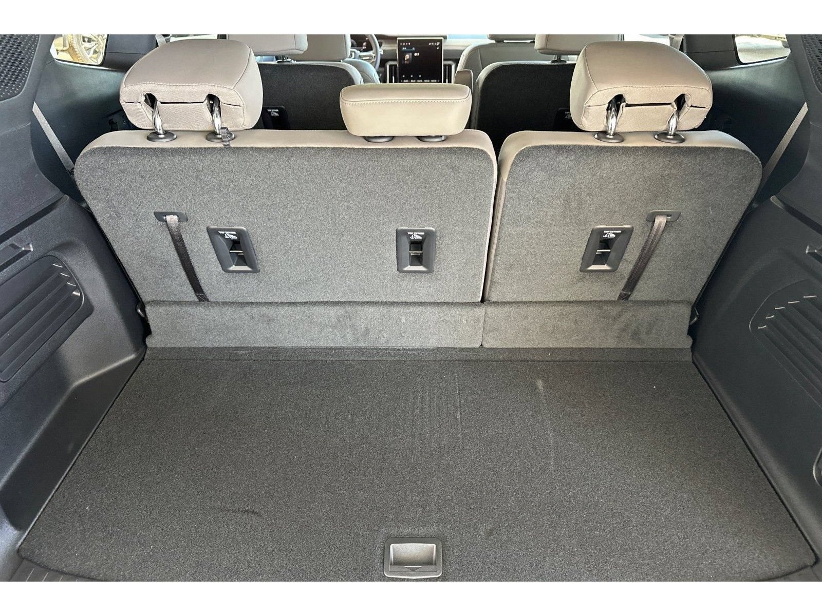 New 2025 GMC Acadia Elevation w/ Super Cruise Package FWD image 15