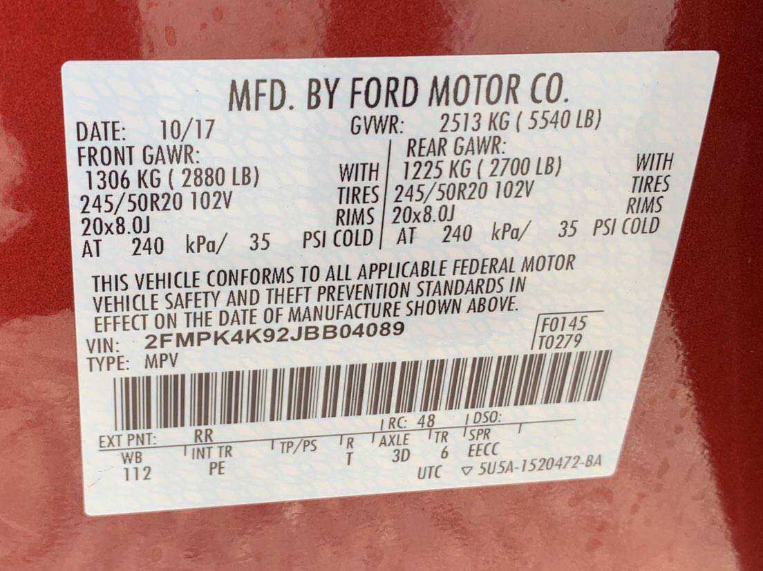 Used 2018 Ford Edge Titanium w/ Equipment Group 301A AWD/4WD image 44