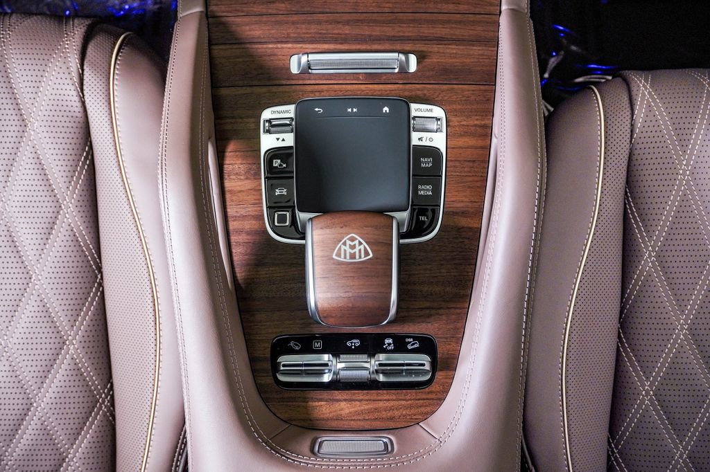 Used 2026 Mercedes-Benz Maybach GLS 600 4MATIC image 38