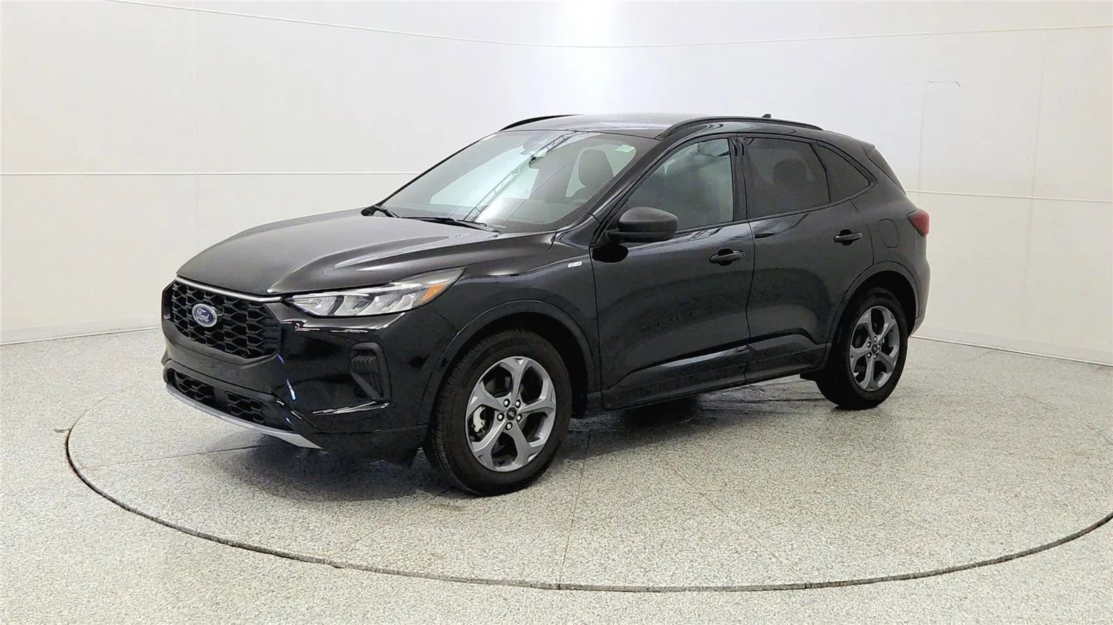 Used 2023 Ford Escape ST-Line w/ Tech Pack #1 image 3