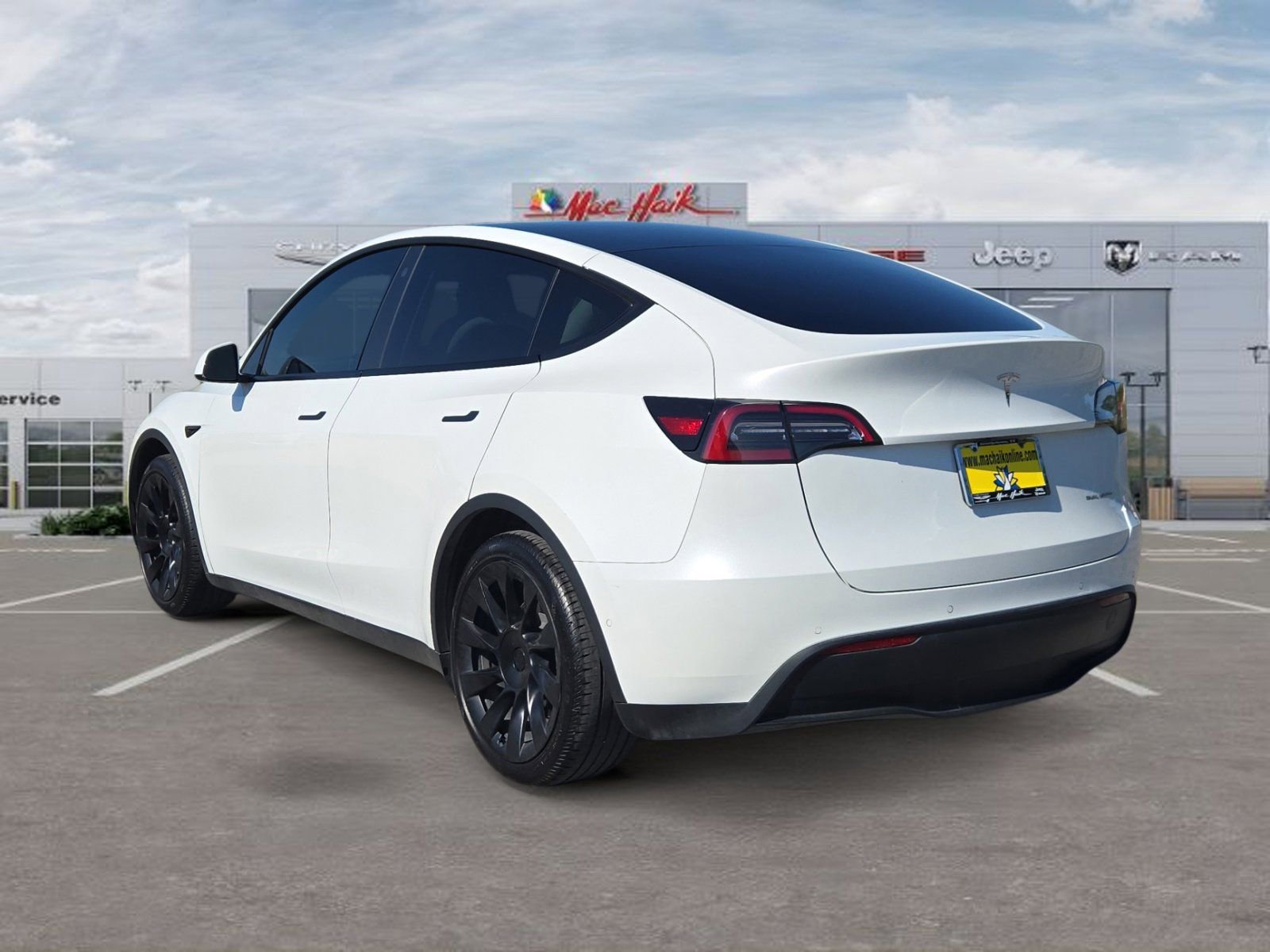 Used 2021 Tesla Model Y Long Range AWD/4WD image 3