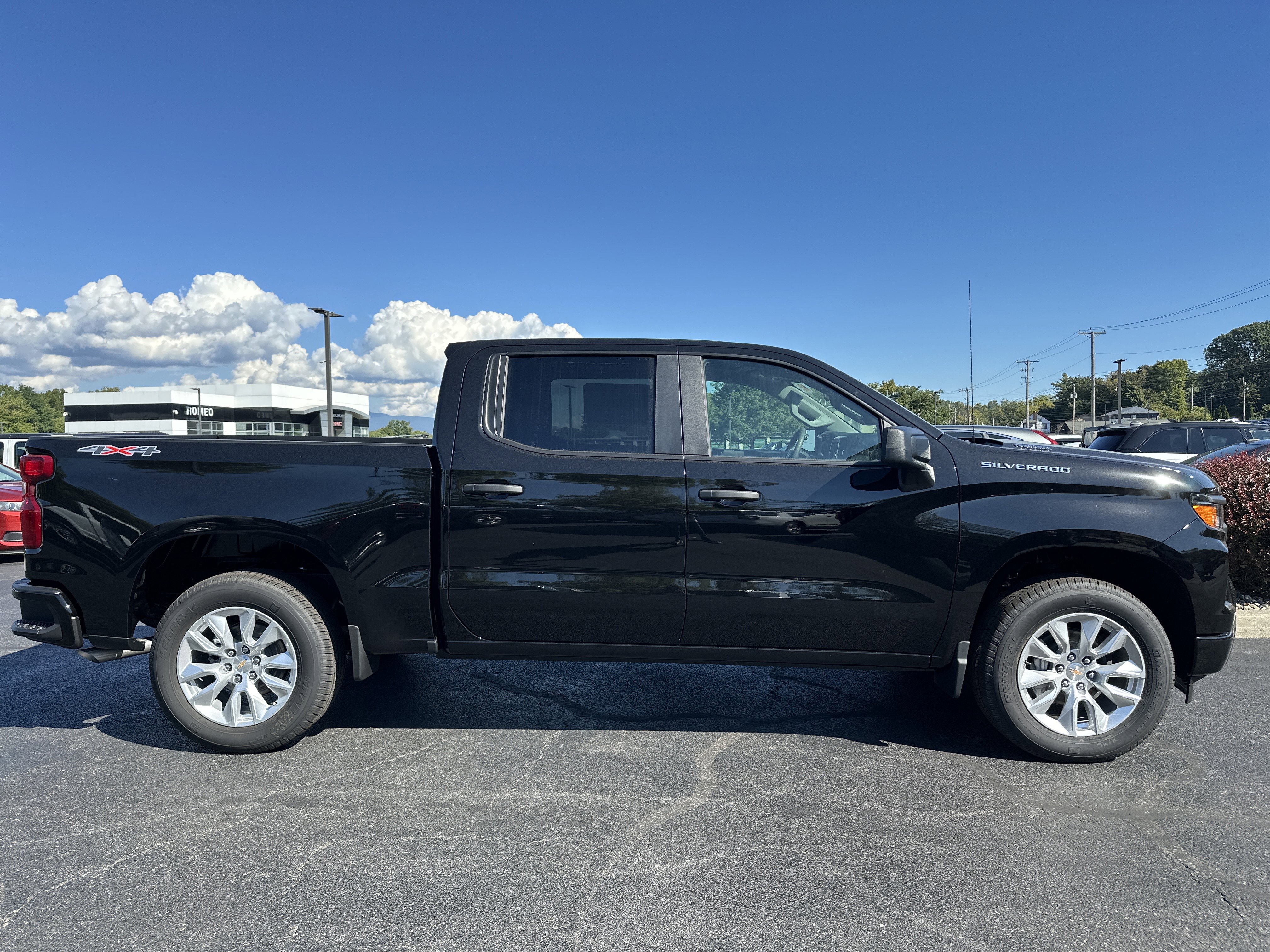 New 2026 Chevrolet Silverado 1500 Custom image 4