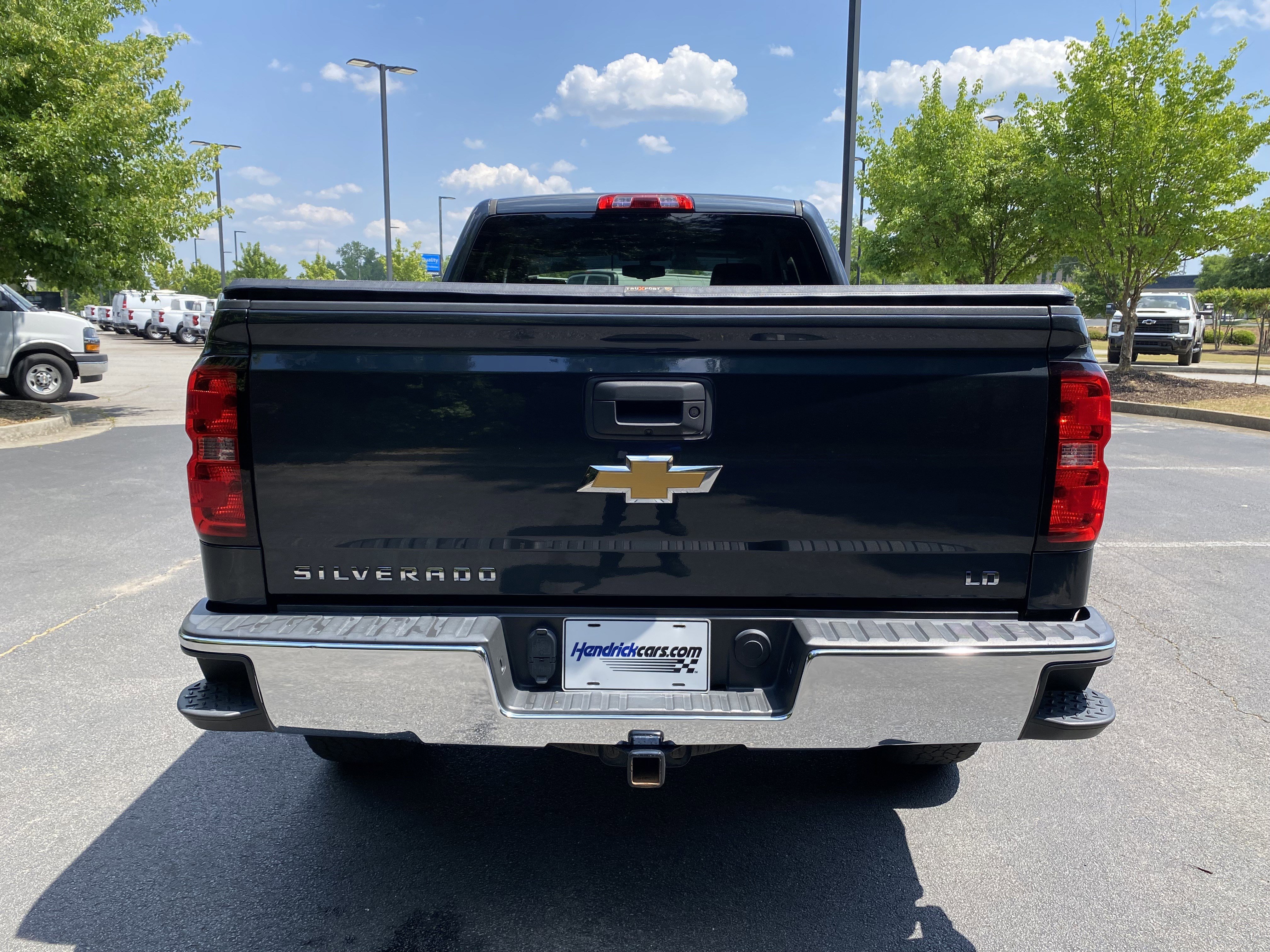 Used 2019 Chevrolet Silverado 1500 LT w/ All Star Edition RWD image 8
