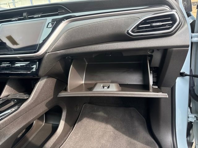 Used 2023 Chevrolet Bolt EUV LT image 15