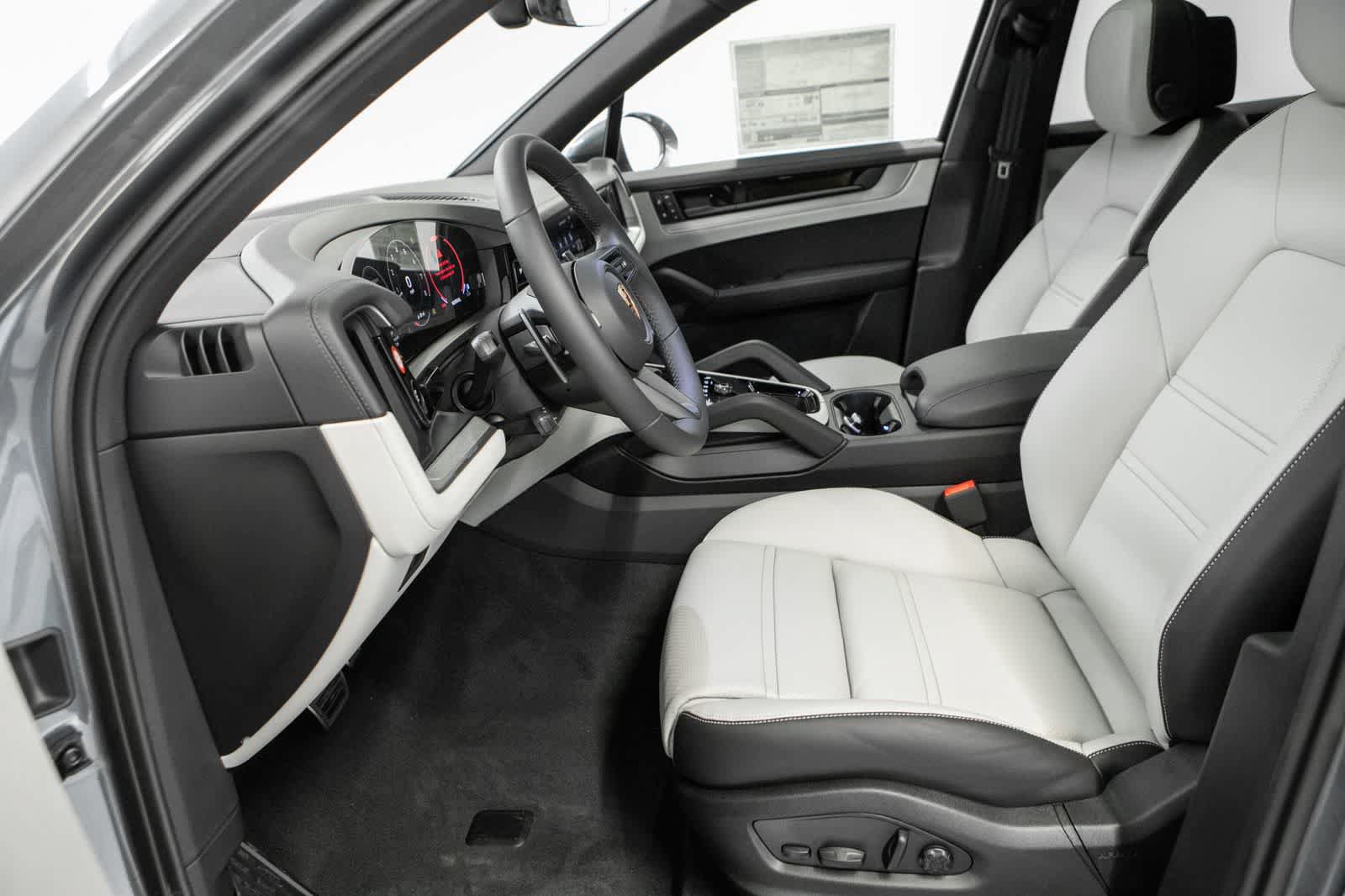New 2026 Porsche Cayenne S AWD/4WD image 18
