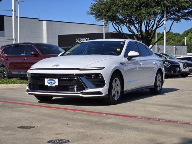 Certified 2025 Hyundai Sonata SE FWD image 3