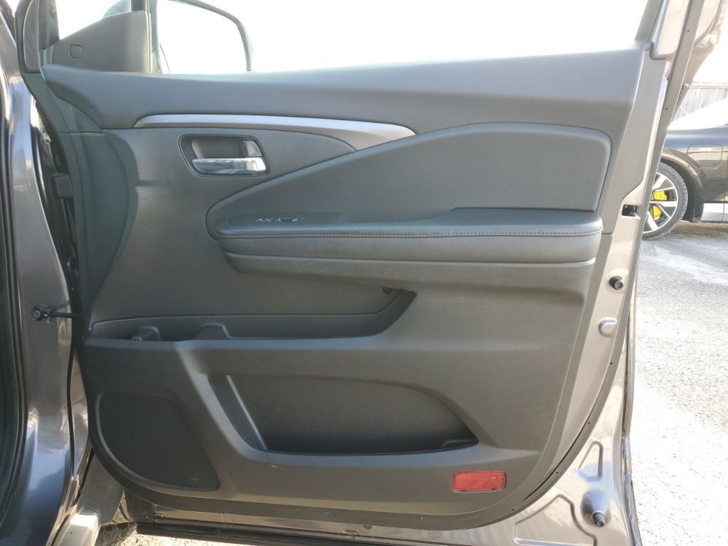 Certified 2022 Honda Pilot Special Edition image 41