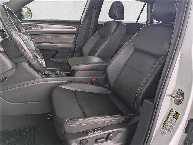 Used 2023 Volkswagen Atlas Cross Sport SEL R-Line image 17