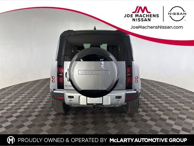 Used 2023 Land Rover Defender 90 S image 1