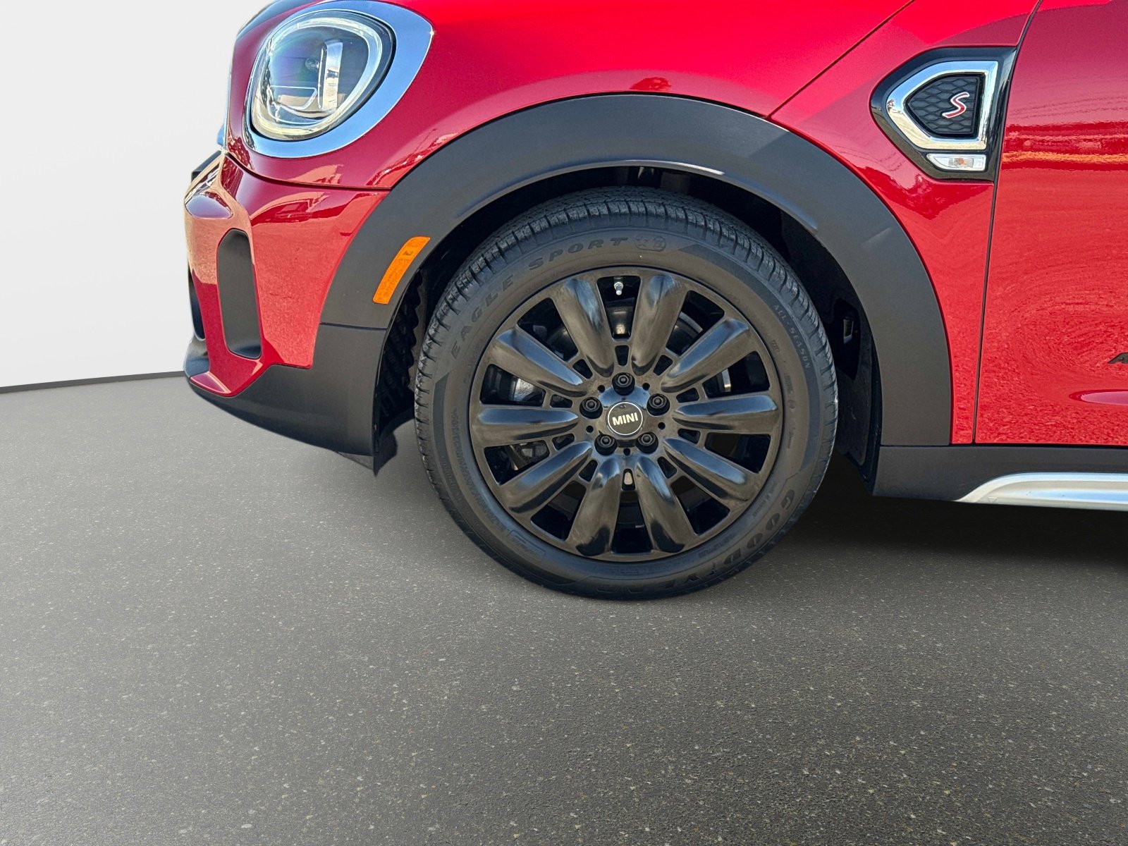 Used 2022 MINI Cooper Countryman S w/ Storage Package image 12