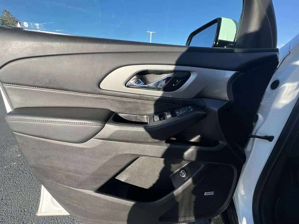 Used 2019 Chevrolet Traverse RS w/ LPO, Floor Liner Package image 23