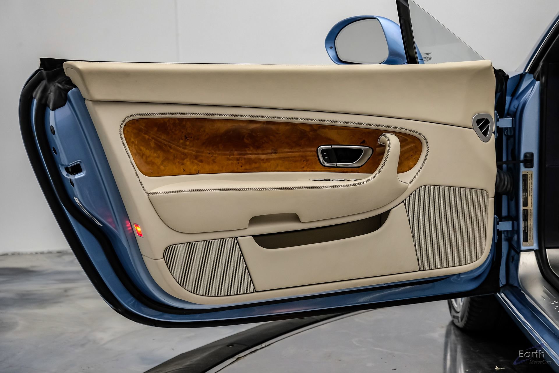 Used 2011 Bentley Continental GTC image 93