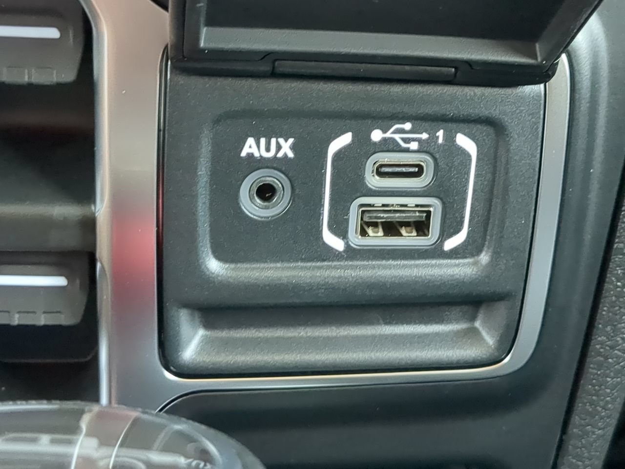 New 2026 Jeep Gladiator Sport AWD/4WD image 19