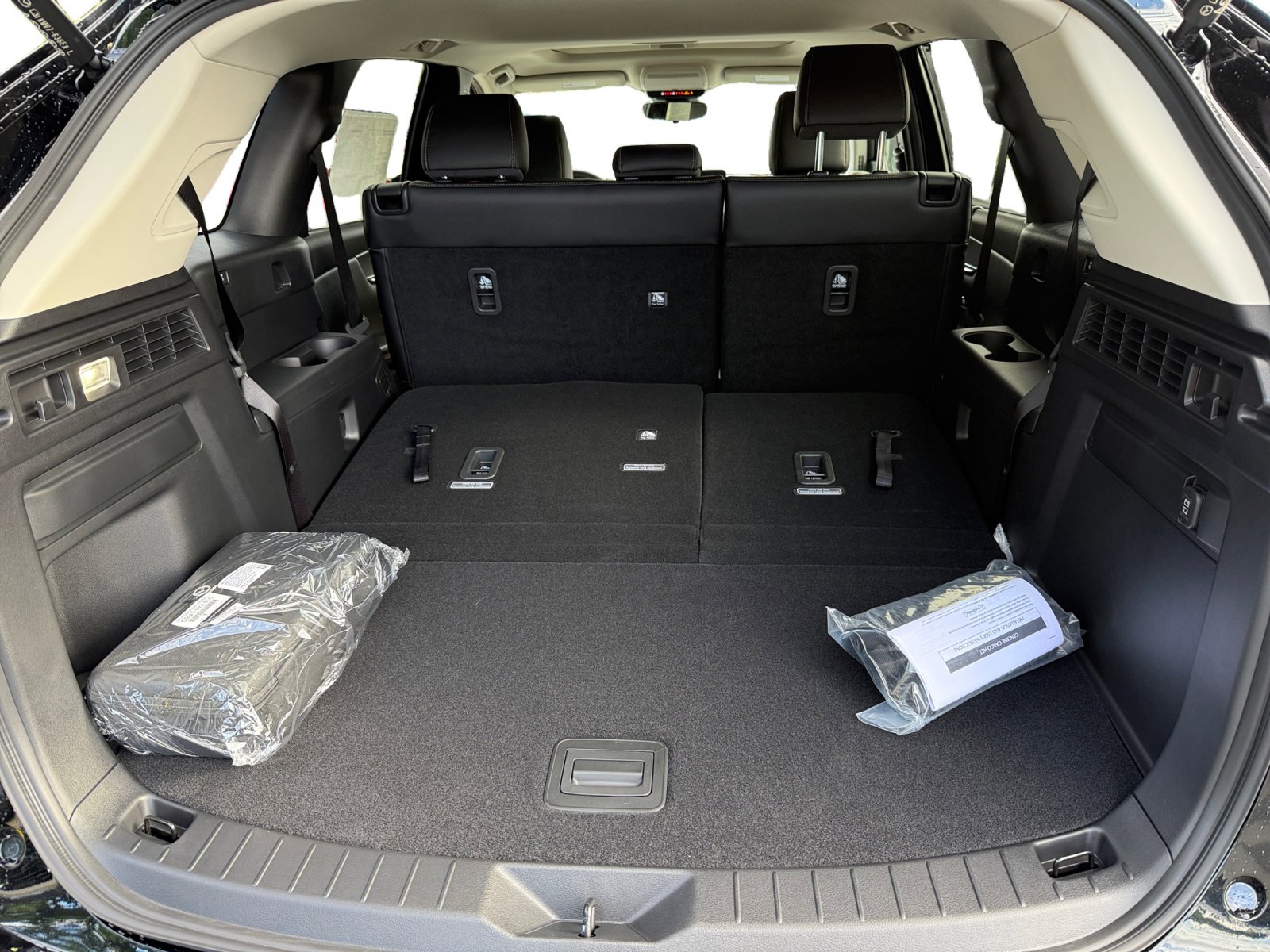 New 2026 MAZDA CX-90 3.3 Turbo w/ Preferred Package AWD/4WD image 17