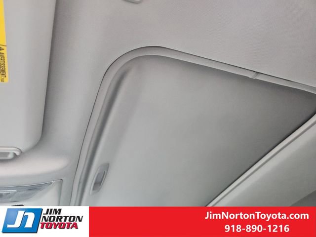 Used 2025 Toyota RAV4 XLE w/ Convenience Package FWD image 27