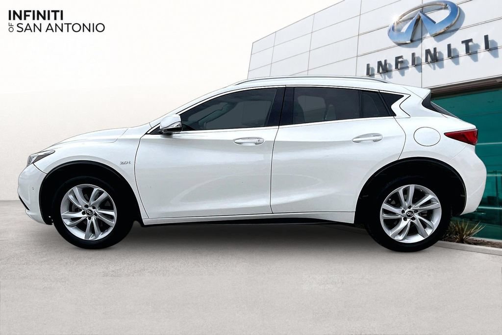 Used 2018 INFINITI QX30 Premium w/ Navigation Package FWD image 45