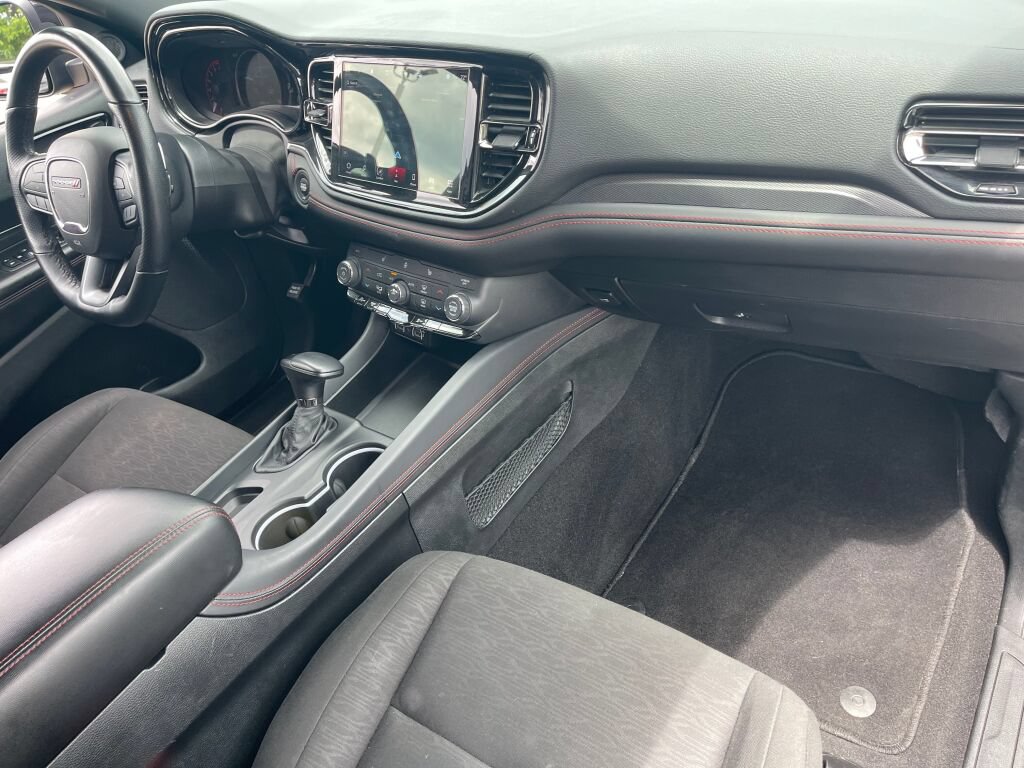 Used 2025 Dodge Durango GT AWD/4WD image 33