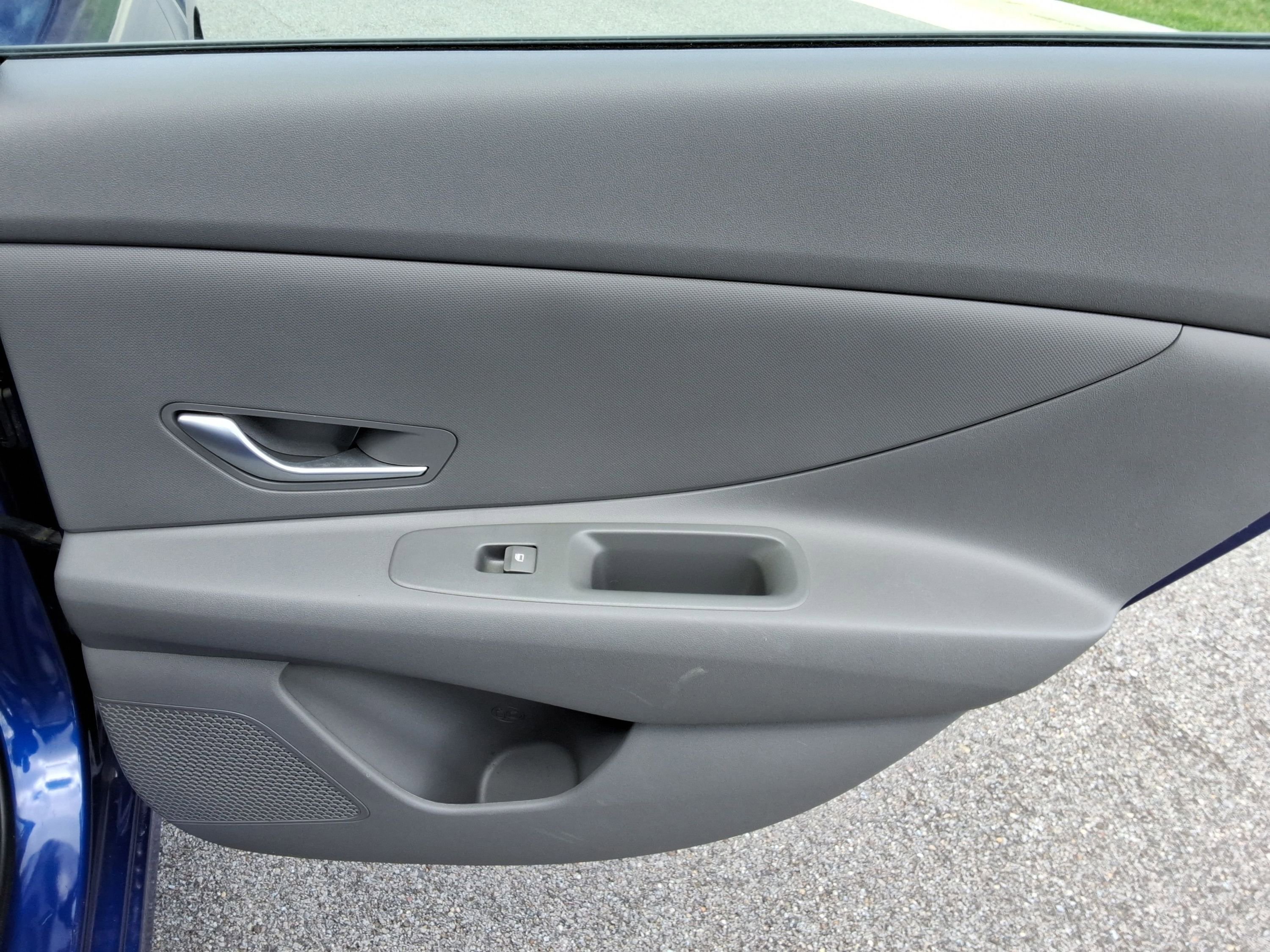 Used 2023 Hyundai Elantra SEL image 23