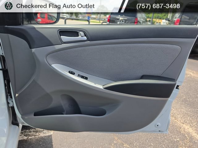 Used 2014 Hyundai Accent GS FWD image 36