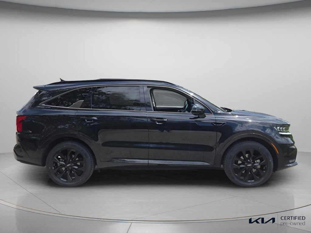 Certified 2023 Kia Sorento SX FWD image 4