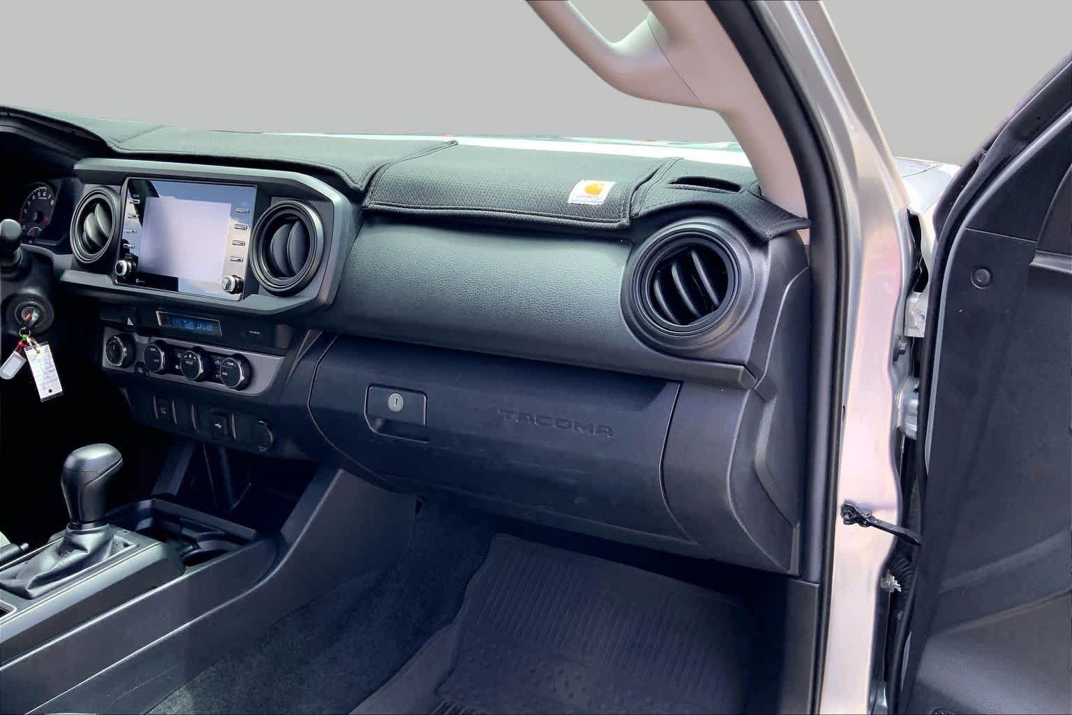 Used 2023 Toyota Tacoma SR AWD/4WD image 18