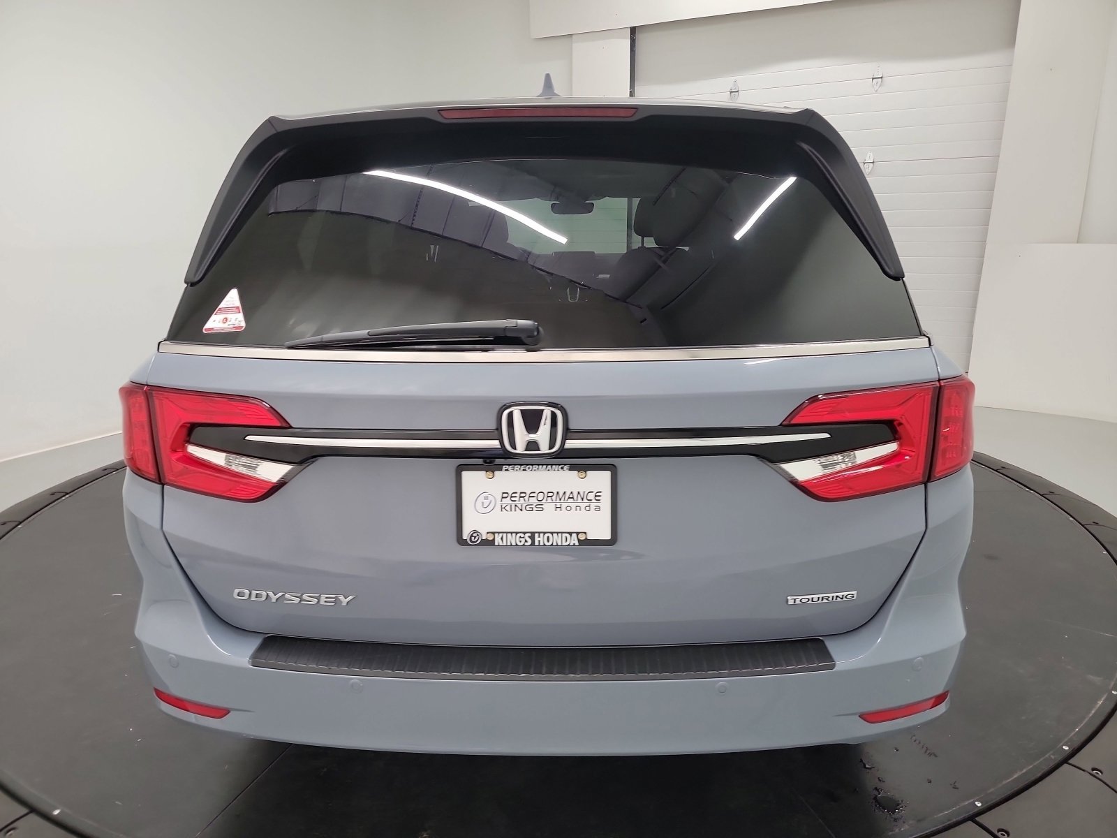 Certified 2023 Honda Odyssey Touring image 8