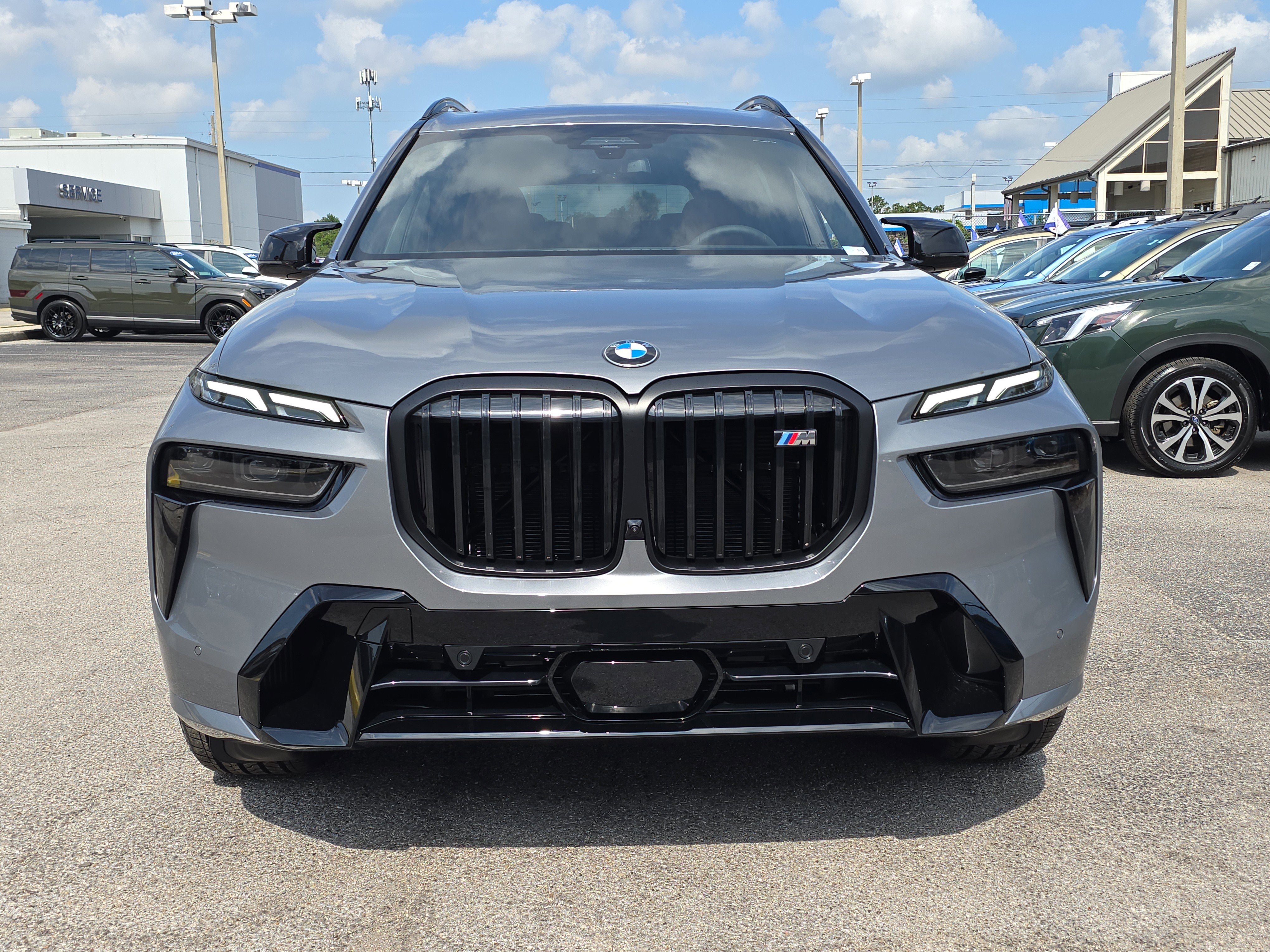 New 2026 BMW X7 M60i image 3