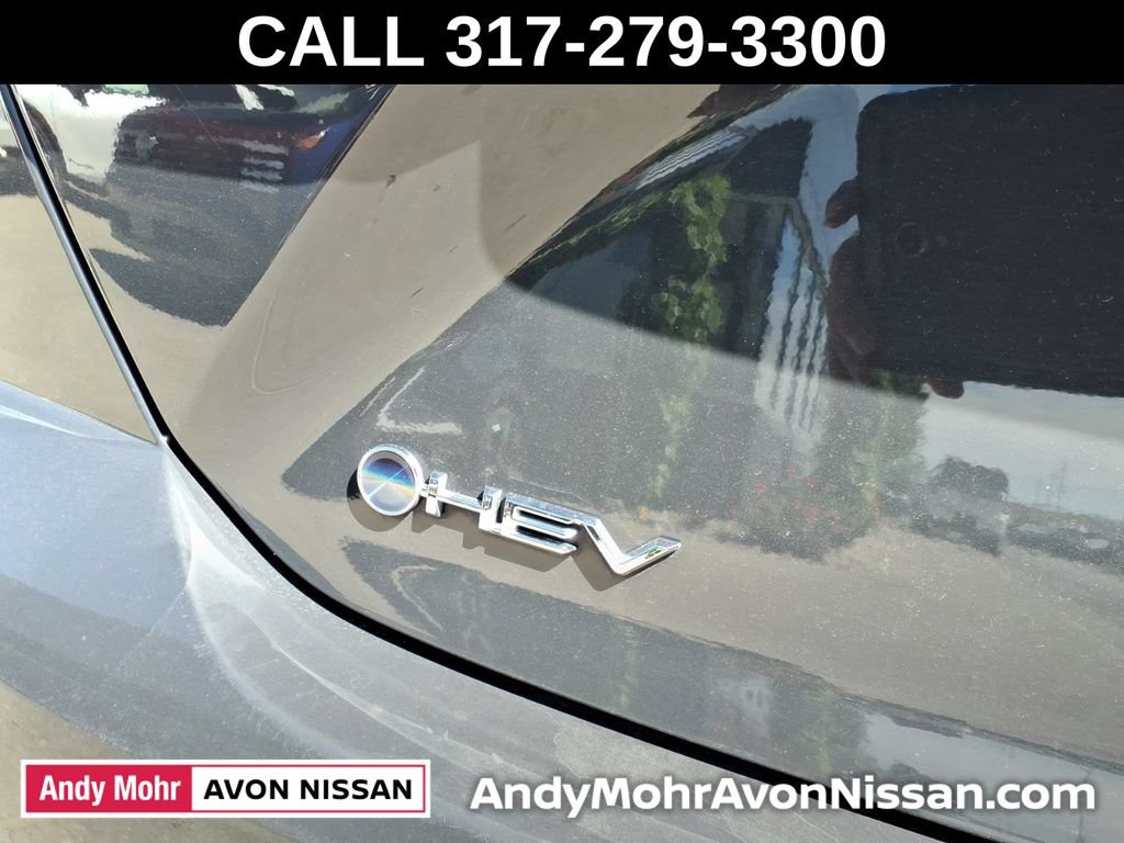 Used 2025 Toyota Camry LE FWD image 11