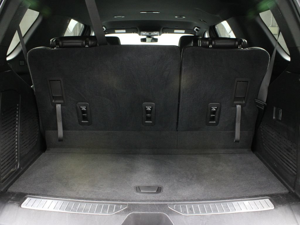 Used 2021 Chevrolet Tahoe Z71 AWD/4WD image 36