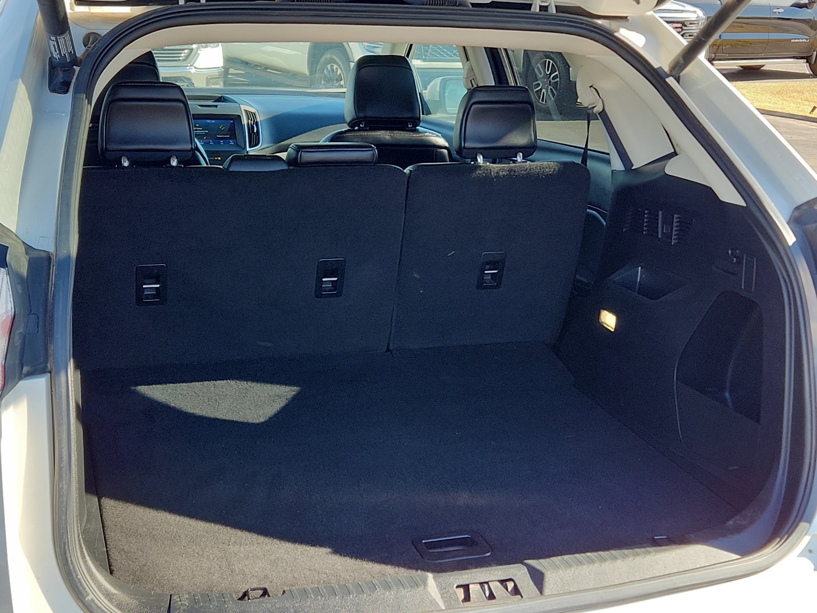 Used 2020 Ford Edge SEL w/ Convenience Package image 8