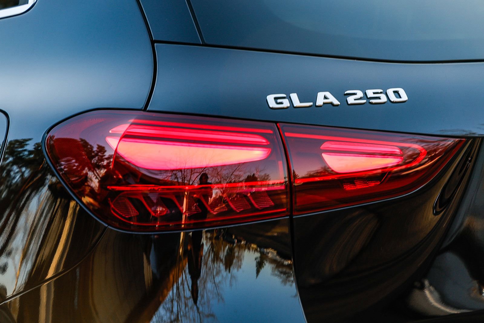 Certified 2025 Mercedes-Benz GLA 250 image 8